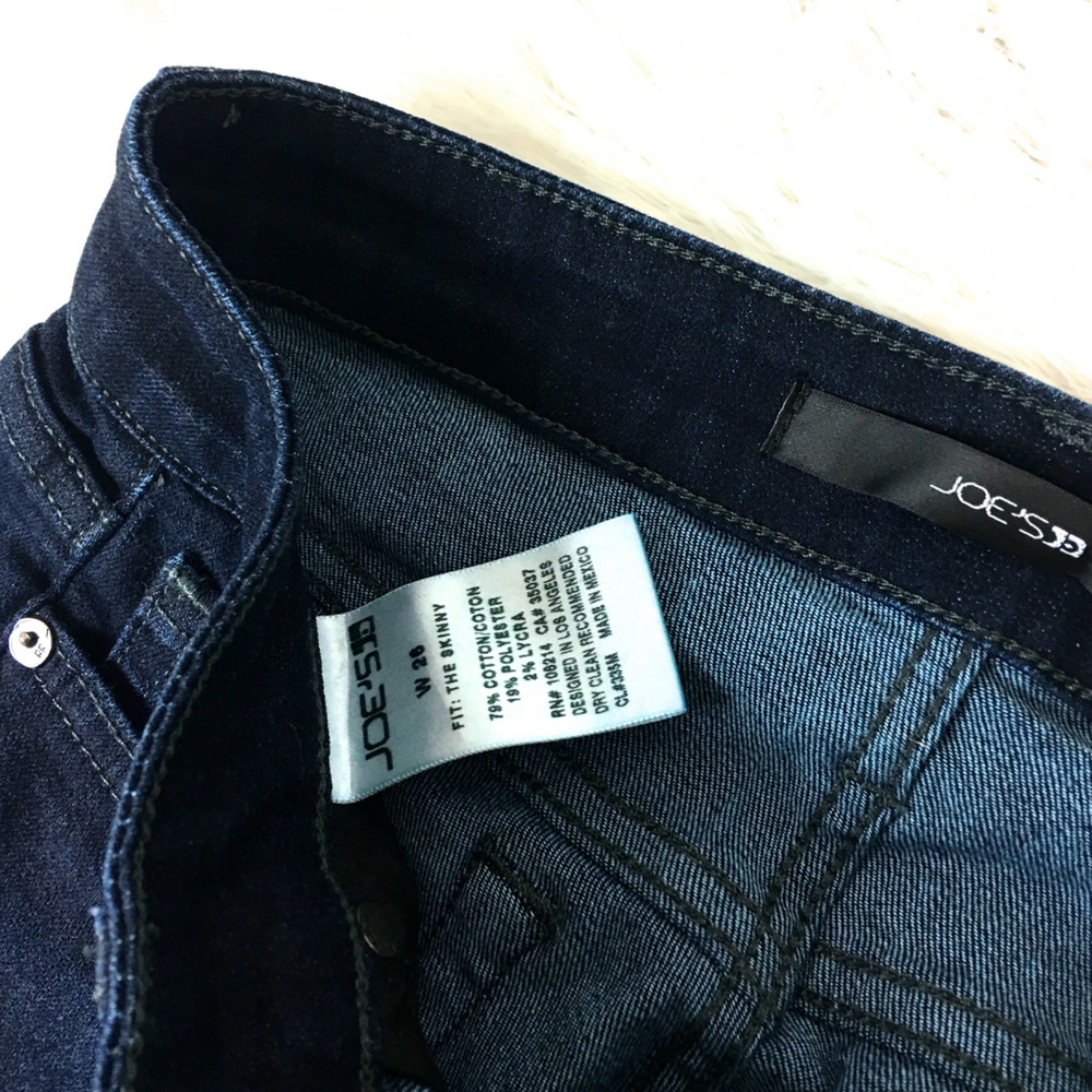 Joe's Jeans The Skinny in Trista Dark Midrise 26 - Picture 6 of 6